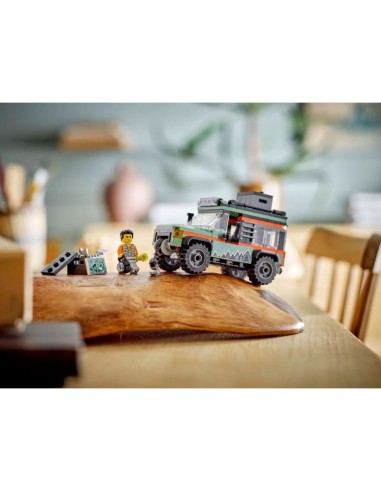 LEGO CITY 60447 4x4 Mountain OffRoad Truck
