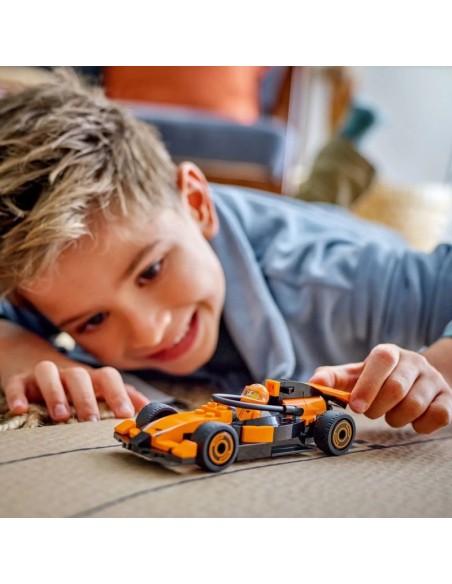 LEGO CITY 60442 F1 McLaren Driver and Racer