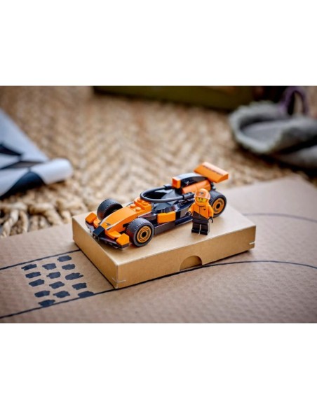 LEGO CITY 60442 F1 McLaren Driver and Racer