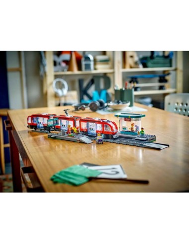 LEGO City 60423 City Tram with Station