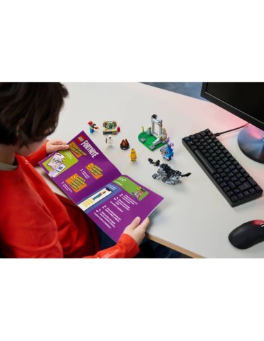 LEGO Fortnite 77075 Skins and Sparks and Camp