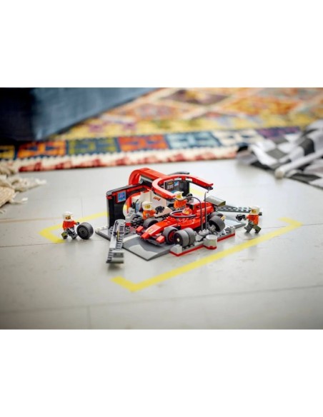 LEGO CITY 60443 F1 Pit Stop and Mechanics with Ferrari Car