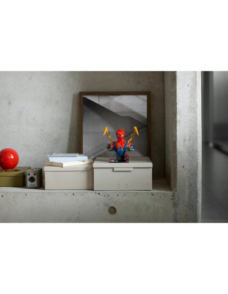 LEGO Marvel Super Heroes 76326 Iron SpiderMan Bust