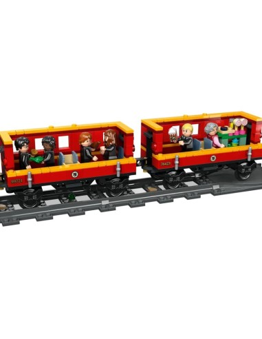 LEGO Harry Potter 76423 Hogwarts Express and Hogsmeade Station