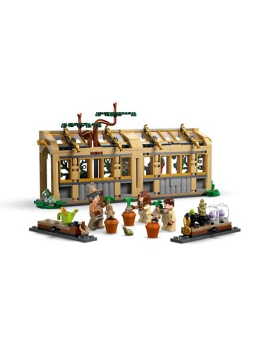 LEGO Harry Potter 76445 Hogwarts Castle Herbology Class