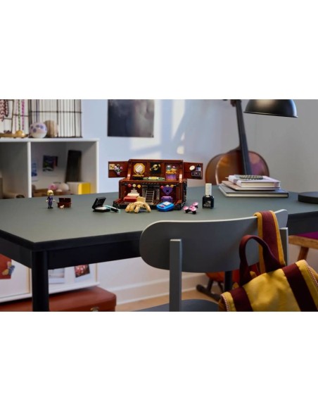 LEGO 76785 Wednesday Hand's Apartment