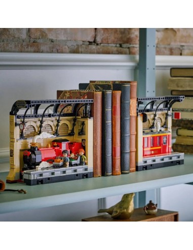 LEGO Harry Potter 76450 Book Nook Hogwarts Express