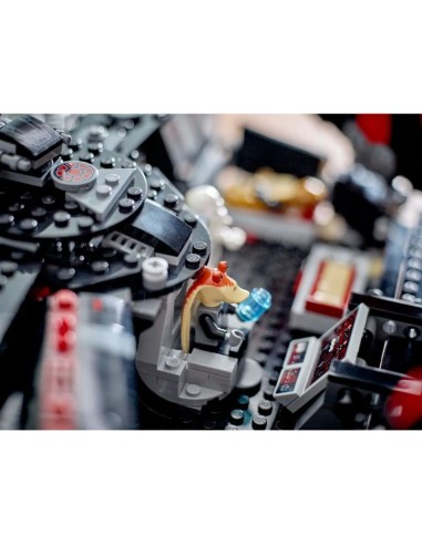 LEGO Star Wars 75389 Dark Falcon Millennium
