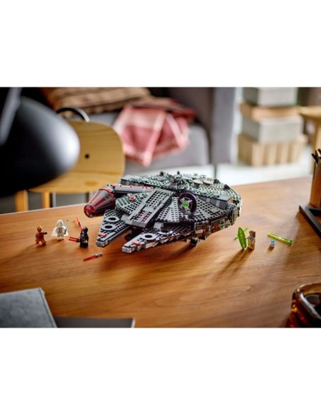 LEGO Star Wars 75389 Dark Falcon Millennium