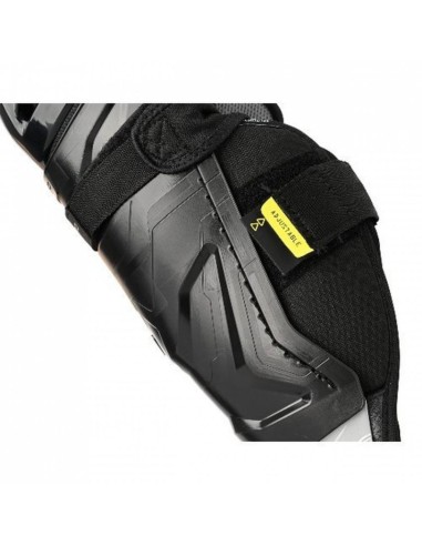 Bauer Supreme M5 Pro Jr 1061892 Hockey Shin Guards