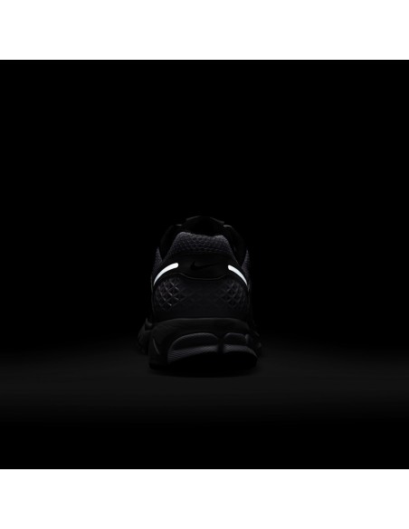 Nike Zoom Vomero 5 Barely Grape Photon Dust Summit White Metallic Silver Women's IB7253500 MBS