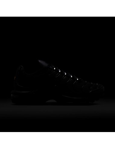 Nike Air Max Plus Triple Black Women's DM2362002 MBS