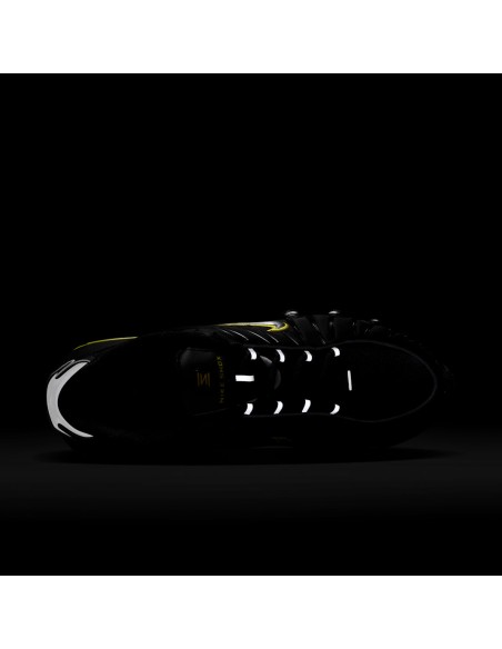 Nike Shox TL Black Dynamic Yellow Metallic Silver CN0151002 MBS