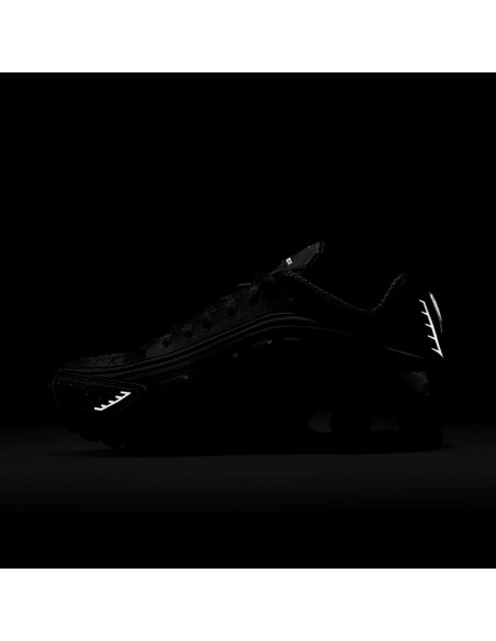 Nike Shox R4 Black Women's AR3565004 MBS