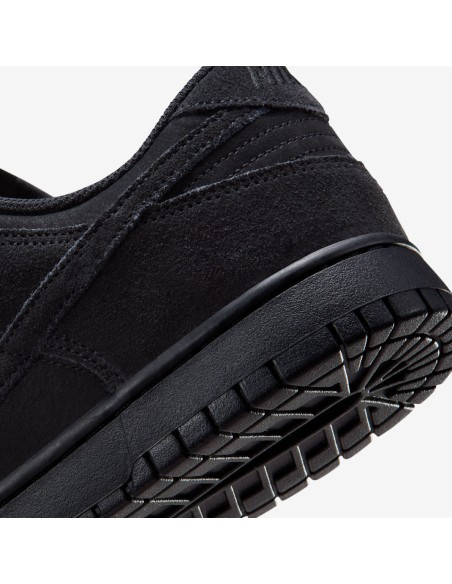 Nike Dunk Low SE Triple Black IB6651001 MBS