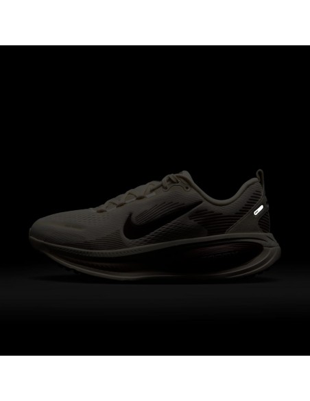 Nike Vomero 18 Pale Ivory Red Sepia Silt Red Dark Team Red Women's HM6804108 MBS