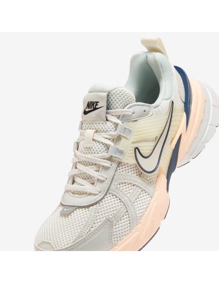 Nike V2K Run Platinum Tint Women's FD0736004 MBS