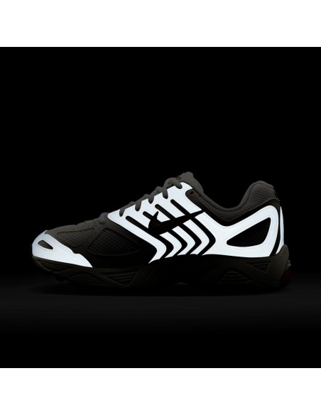 Nike Air Peg 2K5 White Coconut Milk Red Women's HQ5718101 MBS