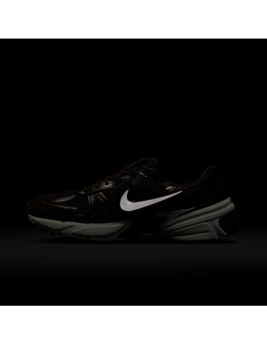 Nike V2K Run Velvet Brown White Black Baroque Brown HJ4497200 MBS