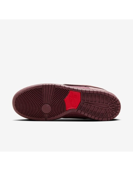 Nike SB Dunk Low City of Love Burgundy Crush FN0619600 MBS