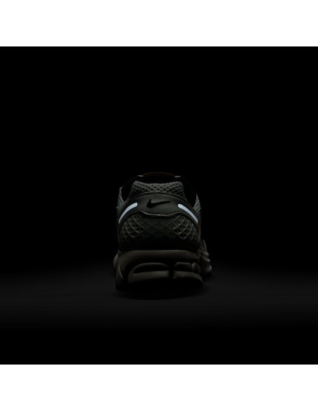 Nike Zoom Vomero 5 Light Silver Chrome Women's FN6742001 MBS