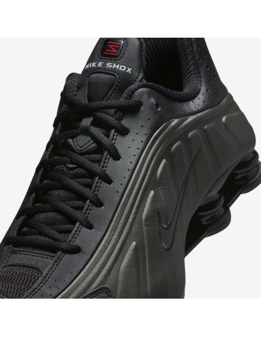 Nike Shox R4 Black Bright Crimson HQ1988001 MBS