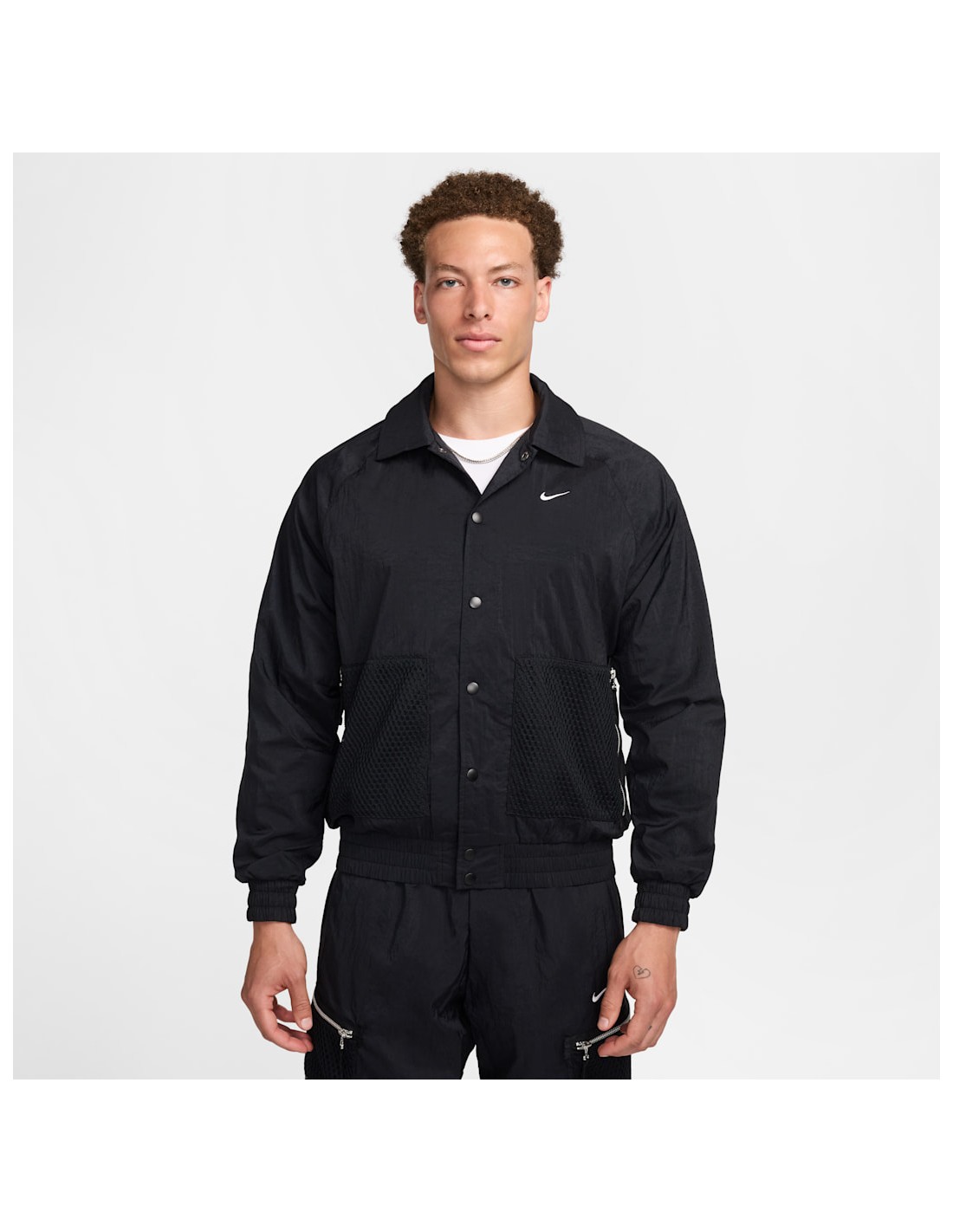 Nike Men's Repel Woven Basketball Jacket BlackWhite FN2