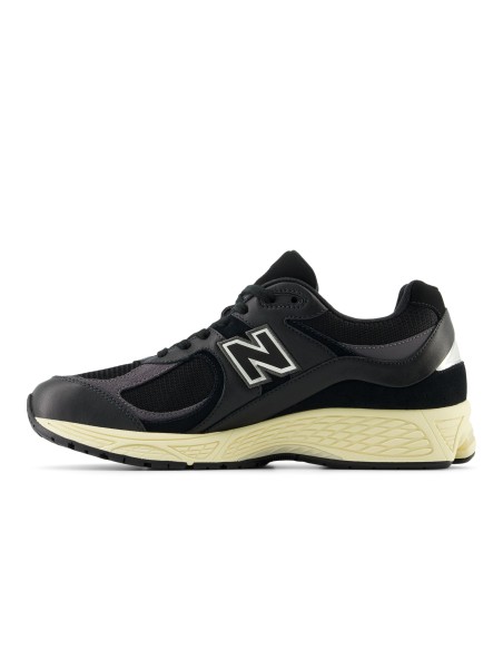 New Balance 2002R Black Vintage M2002RIB MBS
