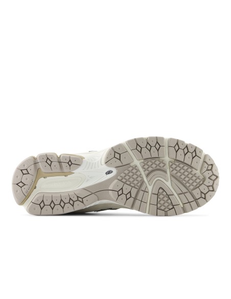 New Balance 2002R Quilted White M2002RPD MBS