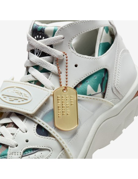Nike Air Trainer Huarache Corteiz Light Bone FQ8793002 MBS