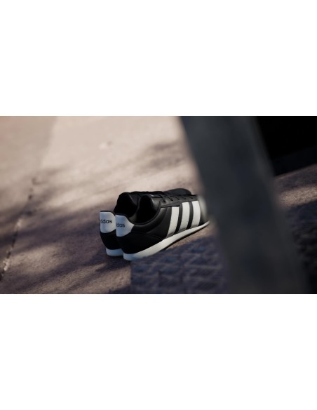 adidas Barreda Lo HQ7382