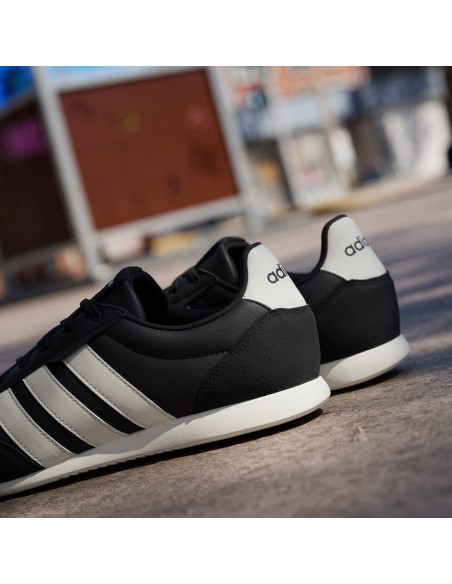 adidas Barreda Lo HQ7382