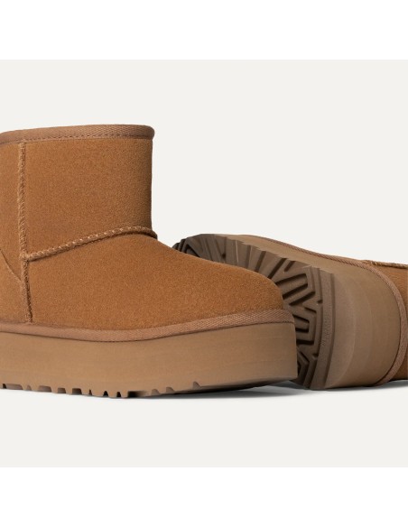 UGG Kids Classic Mini Platform 1143700KCHE