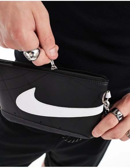 Nike Icon Blazer Wristlet Large 92800618784 wallet