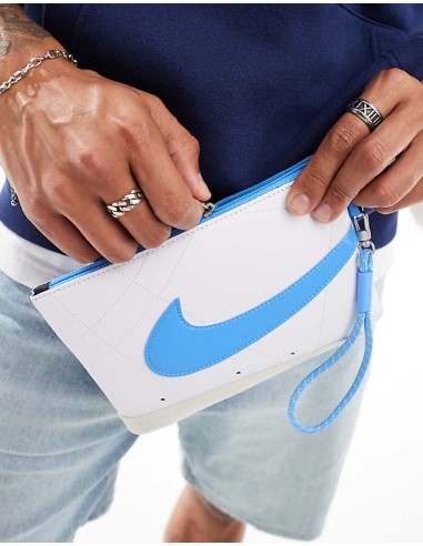 Nike Icon Blazer Wristlet Large 92800618786 wallet