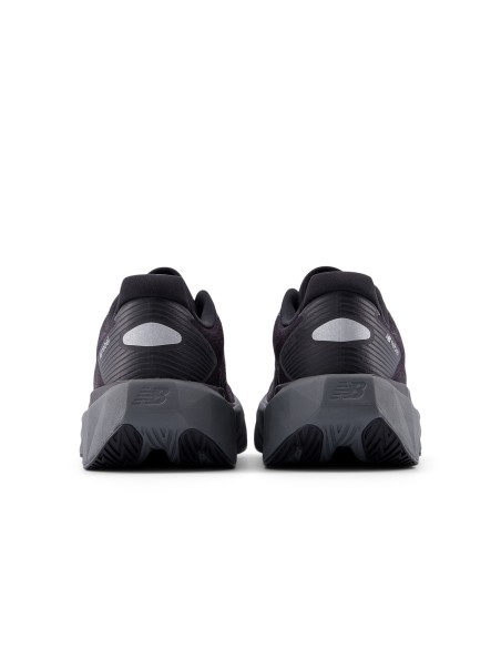 New Balance FuelCell Rebel v5 WFCXLO5