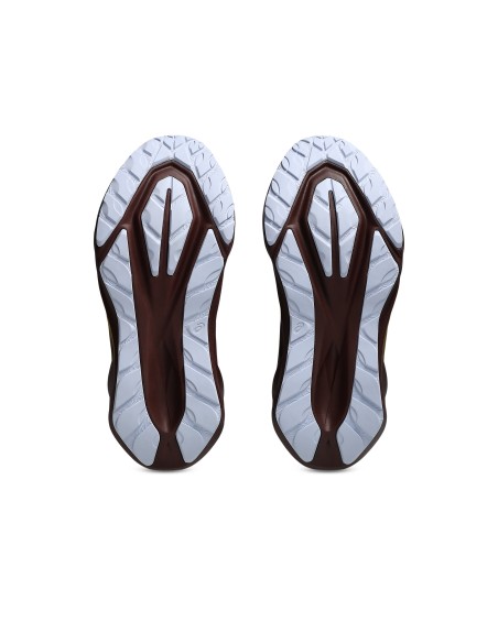 ASICS Novablast 5 TR 1012B911600