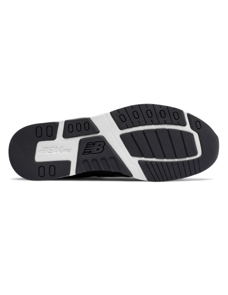 New Balance WL697SHC