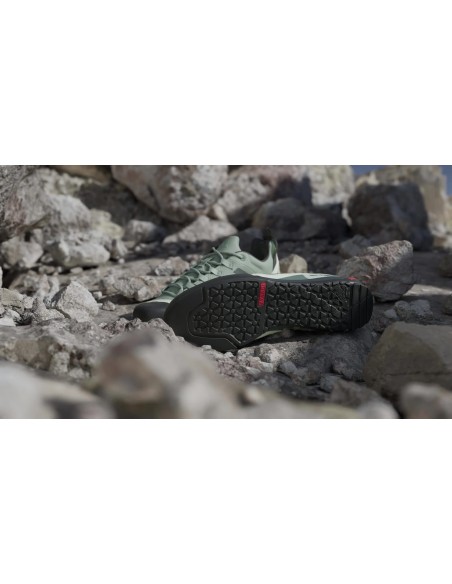 Adidas Terrex SWIFT Solo 2 IH1113 silver greenlegend ivylinen green