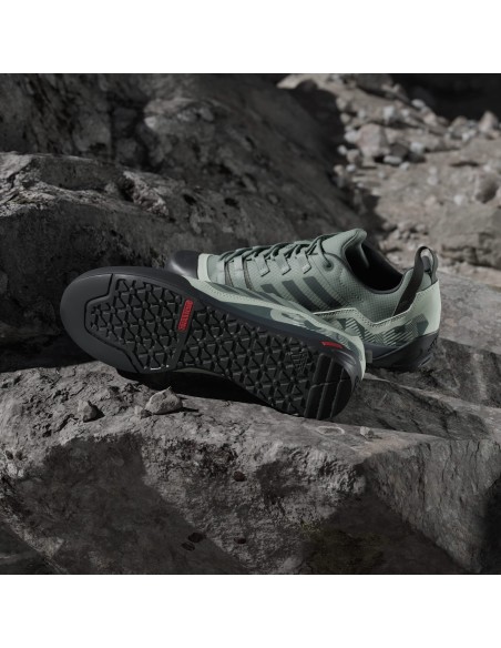 Adidas Terrex SWIFT Solo 2 IH1113 silver greenlegend ivylinen green