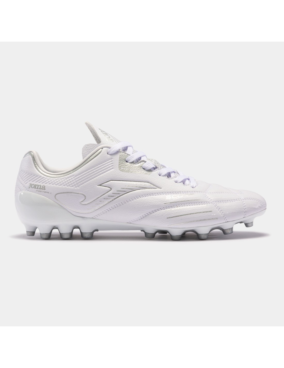 Joma Score 2302 AG SCOW2302AG Χαμηλά Ποδοσφαιρικά Παπούτσια με Τάπες Λευκά
