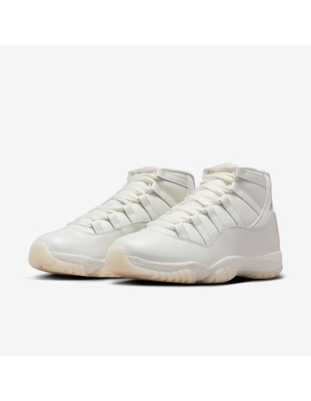 Jordan 11 Retro Pearl Women's AR0715110 MBS