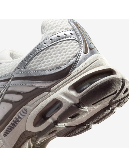 Nike Air Max Moto 2K IO1915030