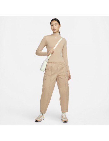 Nike Sportswear Collection Essentials Beige L