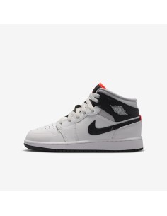 Nike Air Jordan 1 women's hightop sports shoes fashionable sneakers white black