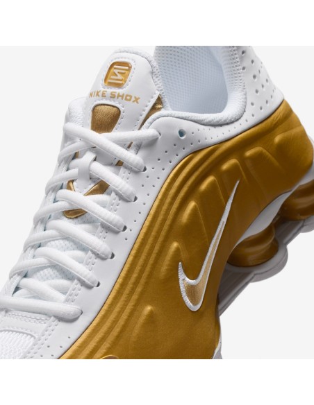 Nike Shox R4 Metallic Gold White GS Sports Shoes CW2626700