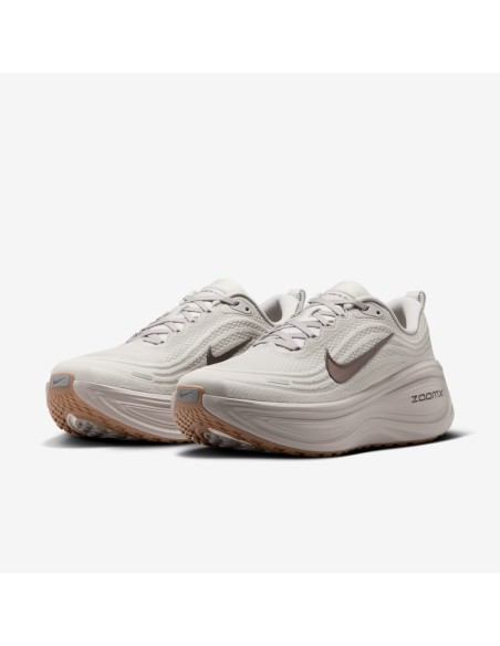 Nike Vomero Plus College Grey Light Iron Ore Gum HV8150005 MBS