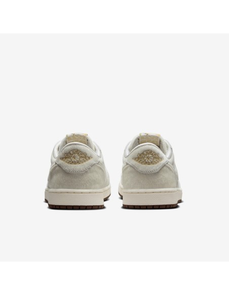 Jordan 1 Retro Low OG Football Grey Sail Light Chocolate IQ1108011 MBS