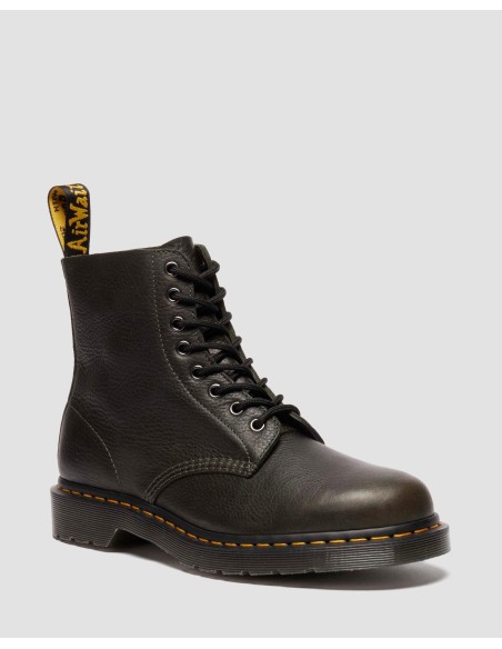 Dr Martens 1460 Pascal 8 Eye Boot DM31981300