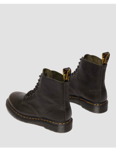 Dr Martens 1460 Pascal 8 Eye Boot DM31981300